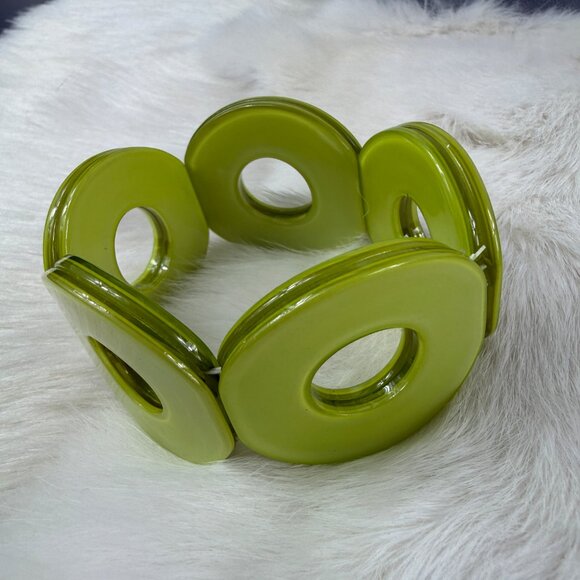 Lime Green Mod O Plastic Stretch Bracelet - Picture 2 of 4